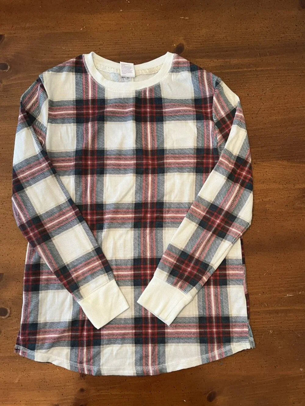 Stars Above Holiday Plaid Pajama Set - Size M